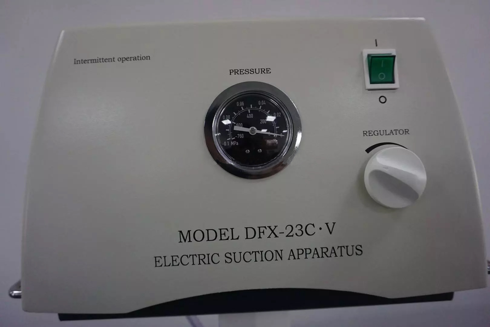 Keling DFX-23C V 医療用電動 サクションユニット 吸引ユニット Keling DFX-23C V 医療用電動 サクションユニット 吸引ユニット